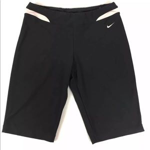 Nike Dry Fit Athletic Thigh Length Shorts